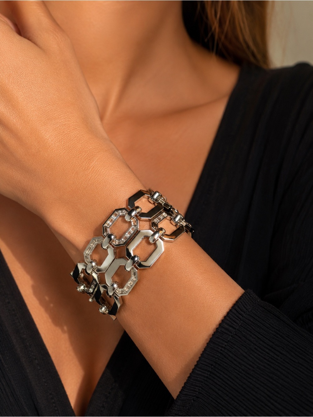 White House Black Market Geometric Link Bracelet Rhinestone Accent NWT (LR111/1)